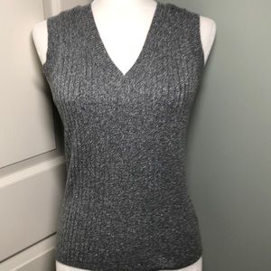 AK ANNE KLEIN SLEEVELESS METALLIC SWEATER VEST NWOT